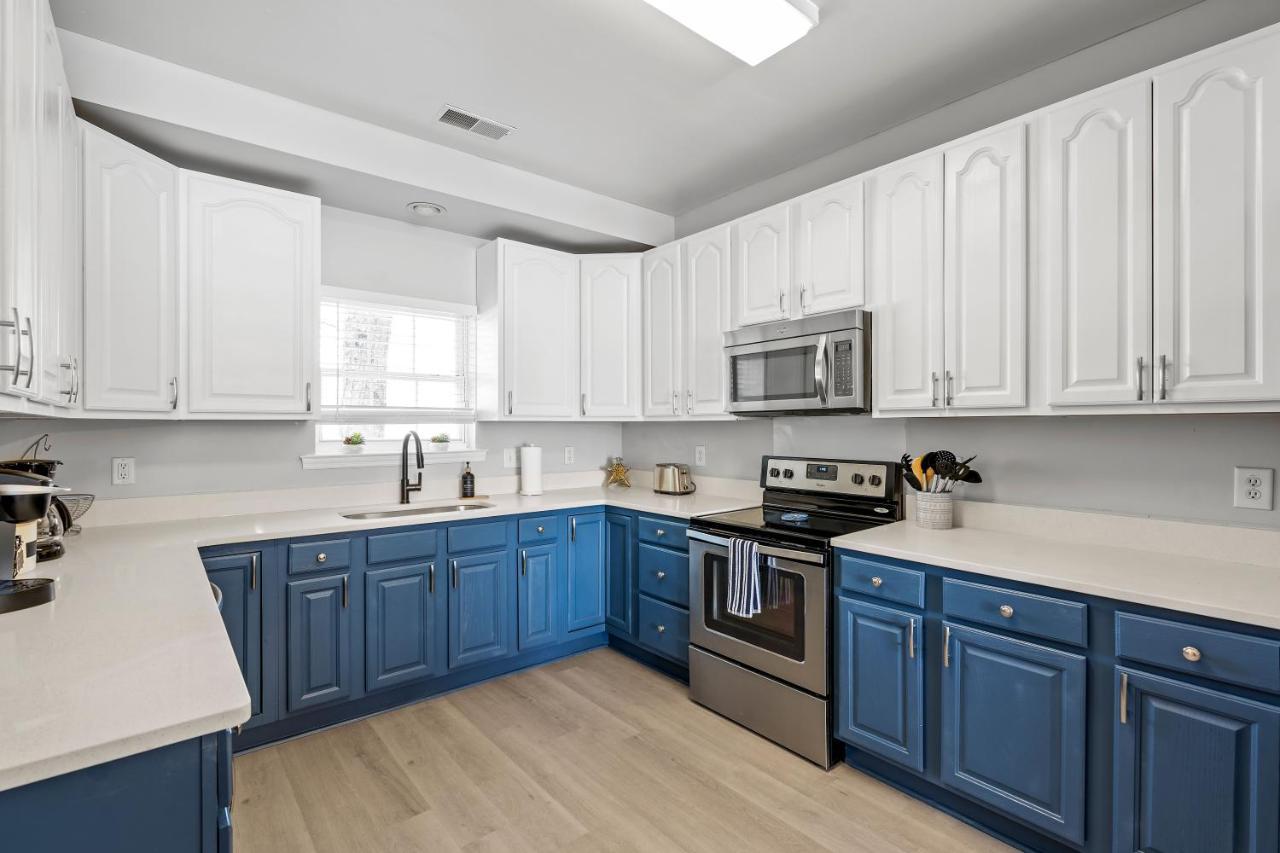 ☆Live On The Water! Lake Palmetto Palm W/ Patio - 10Min To Downtown & Beaches☆ Charleston Zewnętrze zdjęcie