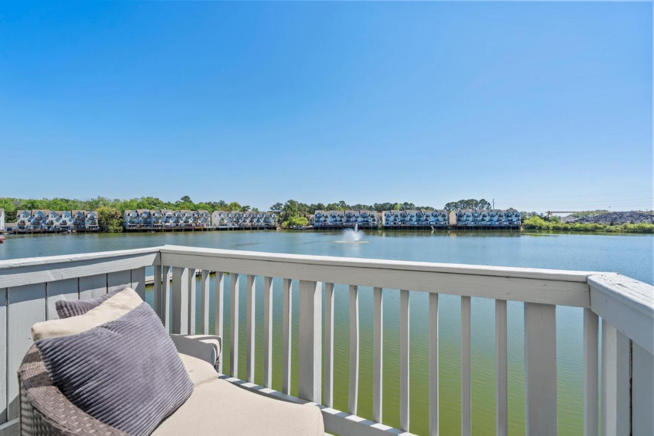 ☆Live On The Water! Lake Palmetto Palm W/ Patio - 10Min To Downtown & Beaches☆ Charleston Zewnętrze zdjęcie